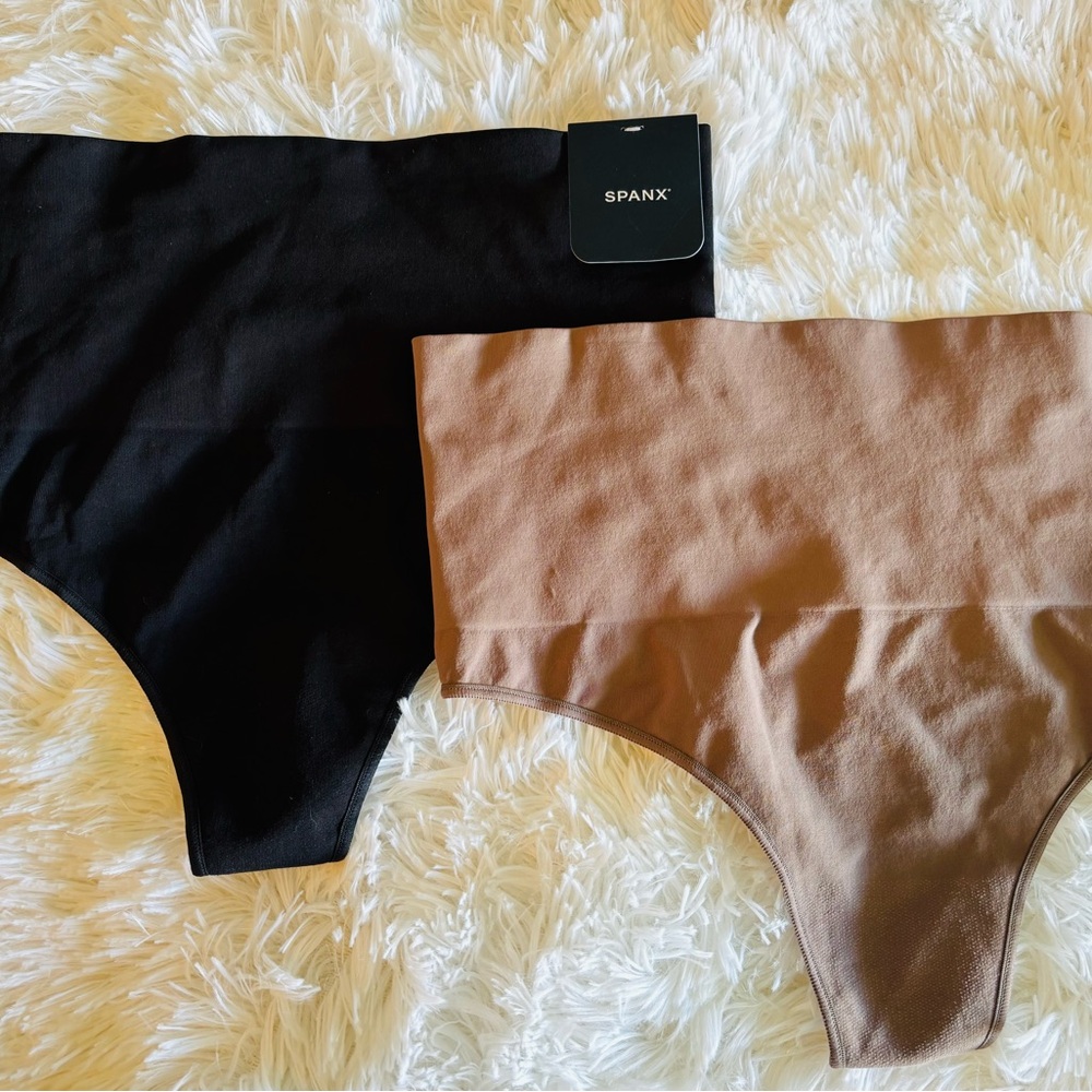 ❣️SOLD❣️ PAIR SPANX THONG UNDERWARE